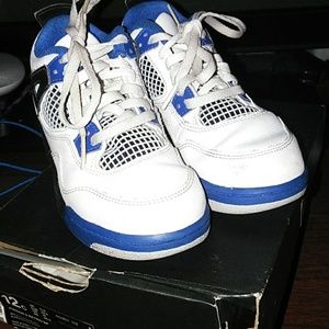 Boys Size 12 Jordans Retro 9